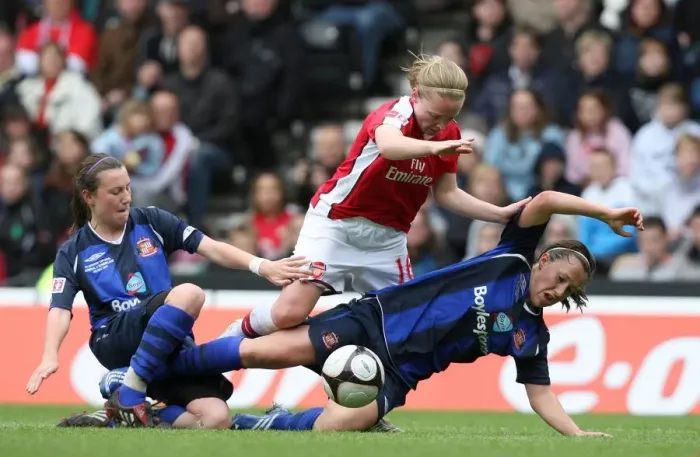 Framed Print : Kim Little (Arsenal) Stephanie Bannon and Lucy Bronze (Sunderland) Framed Print : Kim Little (Arsenal) Stephanie Bannon and Lucy Bronze (Sunderland)