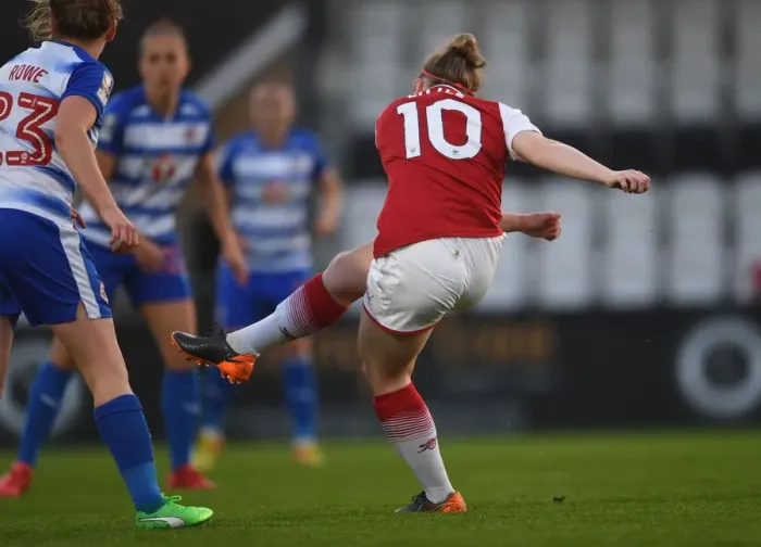 Framed Print : Kim Little Scores First Goal: Arsenal Women vs. Reading Ladies, WSL (2017-18) Framed Print : Kim Little Scores First Goal: Arsenal Women vs. Reading Ladies, WSL (2017-18)