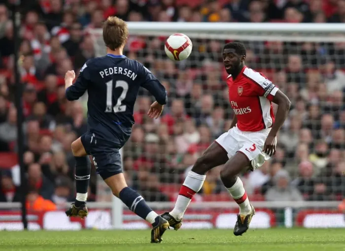 Framed Print : Kolo Toure (Arsenal) Morten Gamst Pedersen (Blackburn) Framed Print : Kolo Toure (Arsenal) Morten Gamst Pedersen (Blackburn)