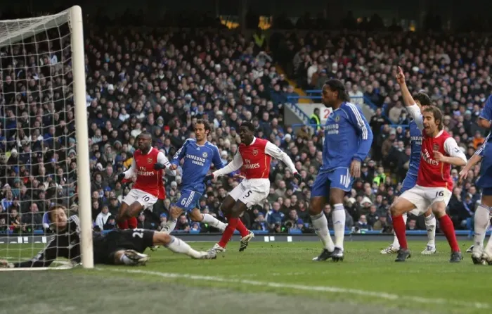 Framed Print : Kolo Toure and Mathieu Flamini celebrate Arsenals goal scored past Carlo Cudicini Framed Print : Kolo Toure and Mathieu Flamini celebrate Arsenals goal scored past Carlo Cudicini