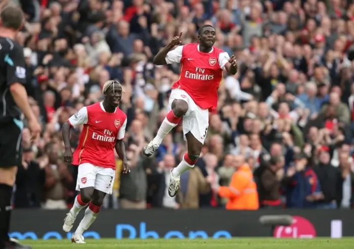 Framed Print : Kolo Toure's Historic Goal: Arsenal's 2-0 Victory Over Bolton Wanderers, Premier League 2007