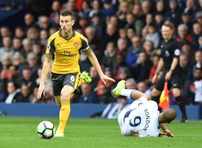 Framed Print : Koscielny Surges Past Rondon: West Bromwich Albion vs Arsenal, Premier League 2016-17 Framed Print : Koscielny Surges Past Rondon: West Bromwich Albion vs Arsenal, Premier League 2016-17