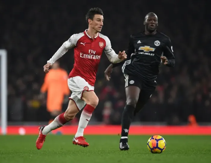 Framed Print : Koscielny vs Lukaku: Battle at the Emirates - Arsenal vs Manchester United, Premier League 2017-18 Framed Print : Koscielny vs Lukaku: Battle at the Emirates - Arsenal vs Manchester United, Premier League 2017-18