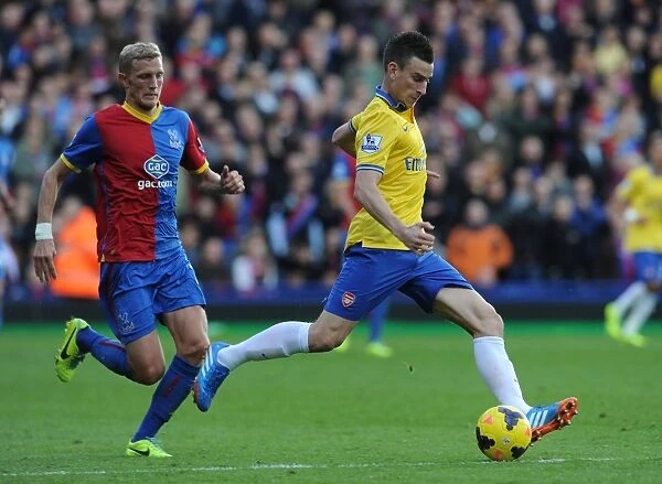 Koscielny vs Moxey: Intense Battle in Crystal Palace vs Arsenal, Premier League 2013