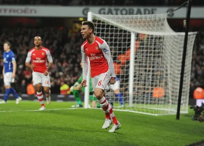 Framed Print : Koscielny's Stunner: Arsenal's Winning Goal vs. Leicester City (2014-15)
