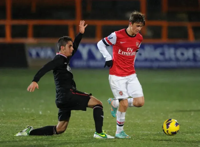 Framed Print : Kris Olsson (Arsenal) Jurgi Oteo (Bilbao). Arsenal U19 4: 2 Athletic Bilbao U19. NextGen Series Framed Print : Kris Olsson (Arsenal) Jurgi Oteo (Bilbao). Arsenal U19 4: 2 Athletic Bilbao U19. NextGen Series