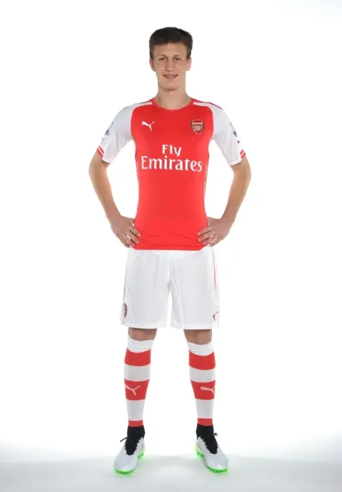 Framed Print : Krystian Bielik (Arsenal). Signing Photoshoot. Arsenal Training Ground. London Colney Framed Print : Krystian Bielik (Arsenal). Signing Photoshoot. Arsenal Training Ground. London Colney