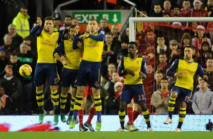 Framed Print : (L-R) Olivier Giroud, Mathieu Flamini, Per Mertesacker, Danny Welbeck and Alex Oxlade-Chamberlian