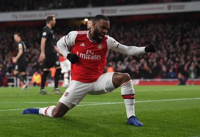 Framed Print : Lacazette in Action: Arsenal vs Brighton, Premier League
