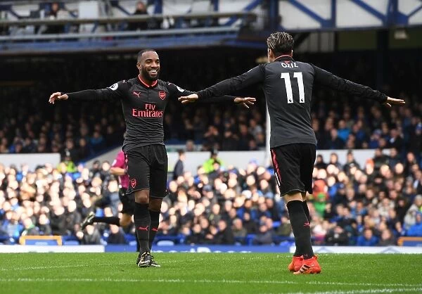 Lacazette and Ozil's Triumphant Moment: Arsenal's 3-Goal Spree vs Everton (2017-18)