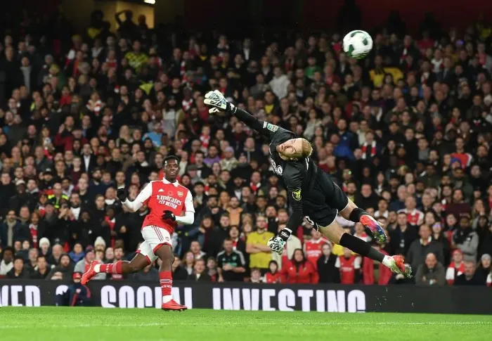 Framed Print : Last-Minute Drama: Eddie Nketiah Scores the Winner for Arsenal Against Brighton in Carabao Cup