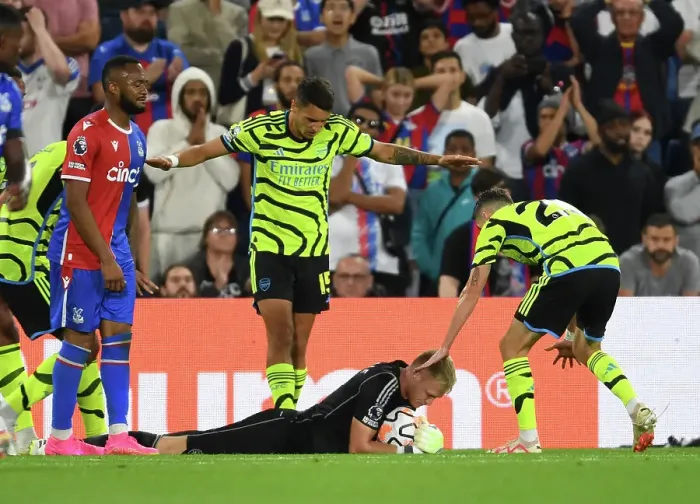 Framed Print : Last-Minute Drama: Ramsdale's Heroic Save Saves Arsenal from Crystal Palace (2023-24) Framed Print : Last-Minute Drama: Ramsdale's Heroic Save Saves Arsenal from Crystal Palace (2023-24)