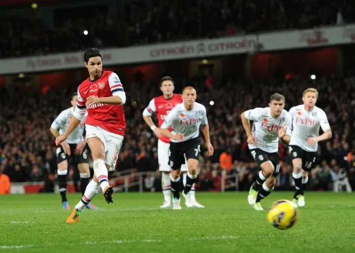 Framed Print : Last-Minute Penalty Miss: Mikel Arteta (Arsenal v Fulham, 2012-13)