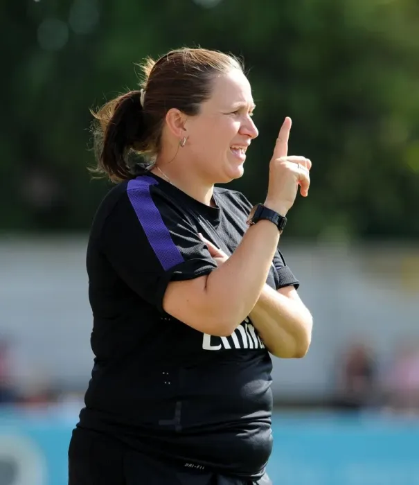 Framed Print : Laura Harvey Leads Arsenal in FA WSL Clash against Lincoln