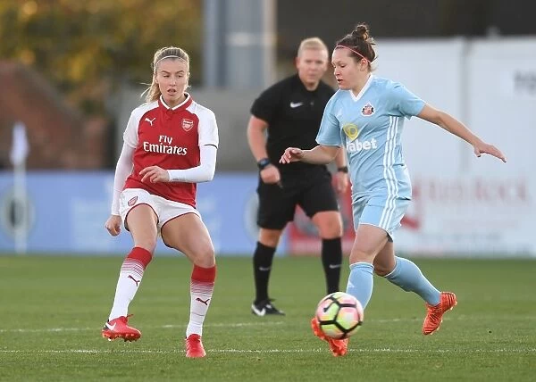 Leah Williamson in Action: Arsenal Women vs Sunderland (2017-18)