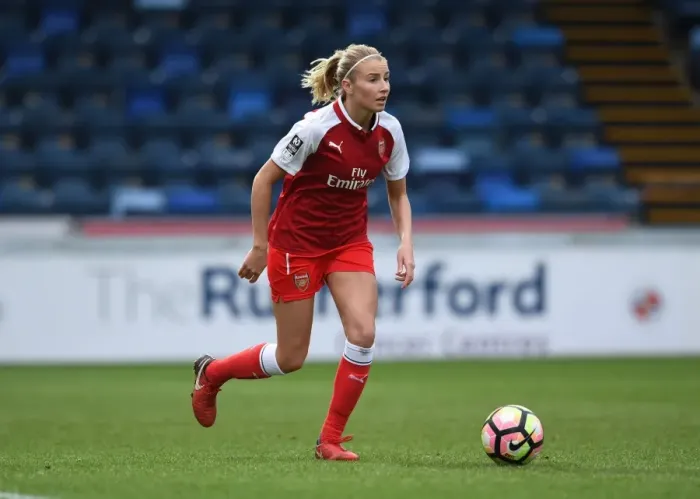 Framed Print : Leah Williamson in Action: Reading FC Women vs. Arsenal (2018)