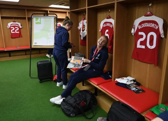 Framed Print : Leah Williamson: Arsenal Star Ready for FA WSL Continental Cup Final Showdown Against Manchester City