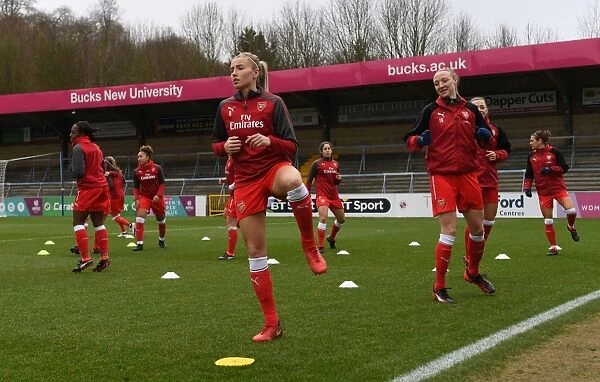 Leah Williamson Gears Up: Arsenal Ladies vs. Reading FC Women, WSL (Women's Super League)