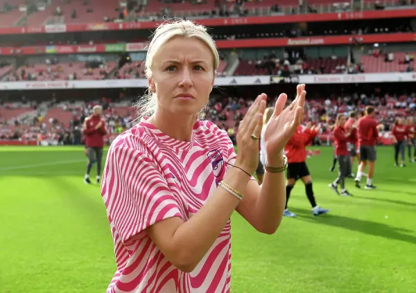 Arsenal Women Print: Leah Williamson's Emotional Art