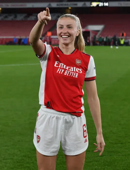 Framed Print : Leah Williamson's Emotional Triumph: Arsenal Women's Historic FA WSL Victory Over Tottenham Hotspur