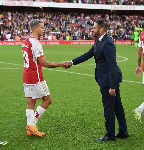 Leandro Trossard's Triumph: Arsenal FC's Emirates Cup Victory