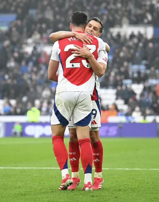 Framed Print : Leicester City FC v Arsenal FC - Premier League Framed Print : Leicester City FC v Arsenal FC - Premier League