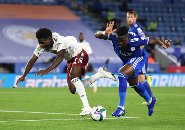 Framed Print : Leicester vs Arsenal: Bukayo Saka Fouled by Amartey in Carabao Cup Clash Framed Print : Leicester vs Arsenal: Bukayo Saka Fouled by Amartey in Carabao Cup Clash