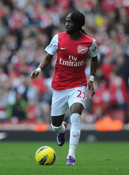 LONDON, ENGLAND - FEBRUARY 26: Gervinho of Arsenal during the Barclays Premier League match between Arsenal and Tottenham Hotspur at Emirates Stadium on February 26, 2012 in London, England. (Photo by Stuart MacFarlane  /  Arsenal FC via