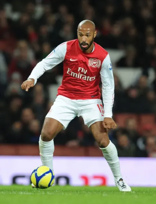 Framed Print : LONDON, ENGLAND - JANUARY 9: Thierry Henry of Arsenal during the FA Cup Third Round match between Arsenal Framed Print : LONDON, ENGLAND - JANUARY 9: Thierry Henry of Arsenal during the FA Cup Third Round match between Arsenal