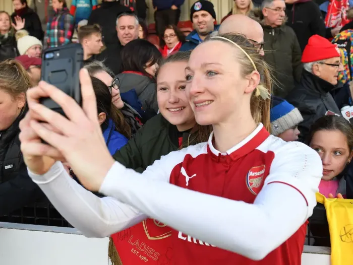 Framed Print : Louise Quinn Celebrates with Arsenal Fans after Women's Super League Victory over Sunderland