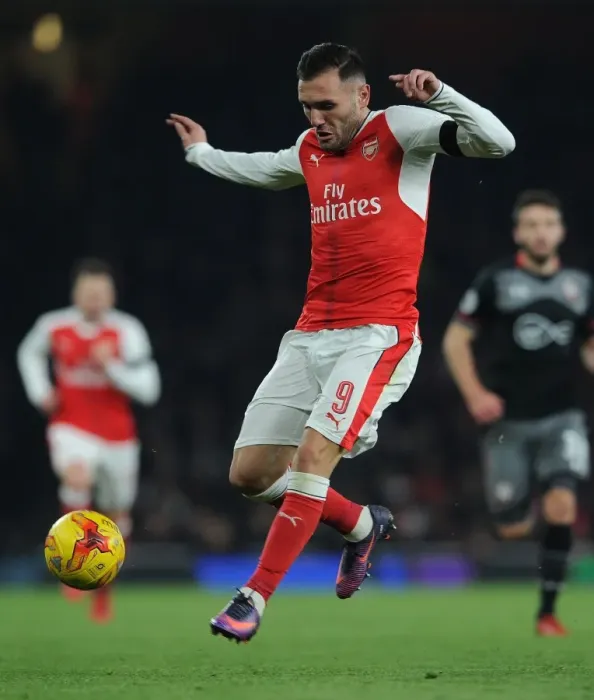 Framed Print : Lucas Perez in Action: Arsenal vs Southampton - EFL Cup Quarter-Final