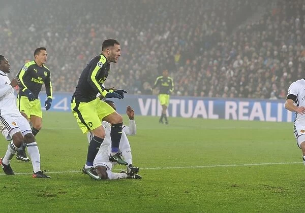 Lucas Perez Scores Arsenal's Second Goal vs. FC Basel in 2016-17 UEFA Champions League