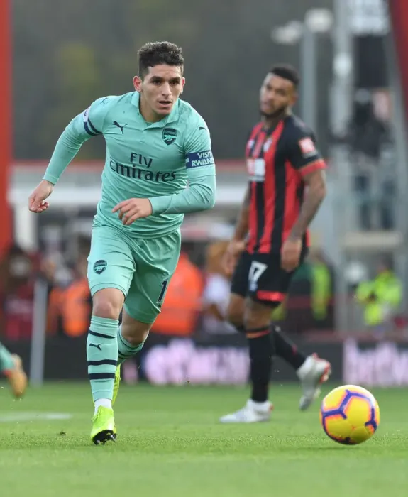 Framed Print : Lucas Torreira in Action: AFC Bournemouth vs. Arsenal FC, Premier League 2018-19