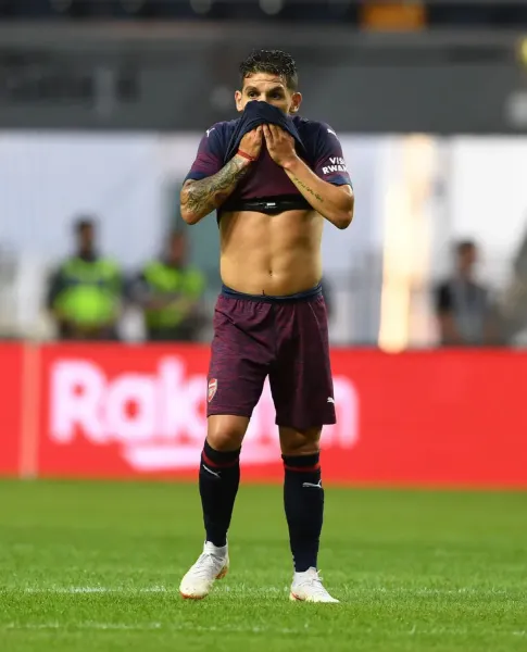 Arsenal FC Print: Lucas Torreira in Action, Art Prints