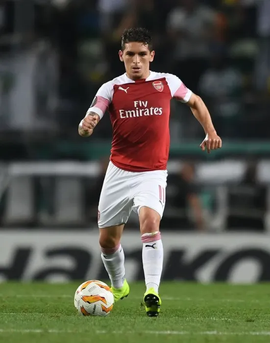 Framed Print : Lucas Torreira in Action: Arsenal vs. Sporting CP - UEFA Europa League 2018-19 Framed Print : Lucas Torreira in Action: Arsenal vs. Sporting CP - UEFA Europa League 2018-19