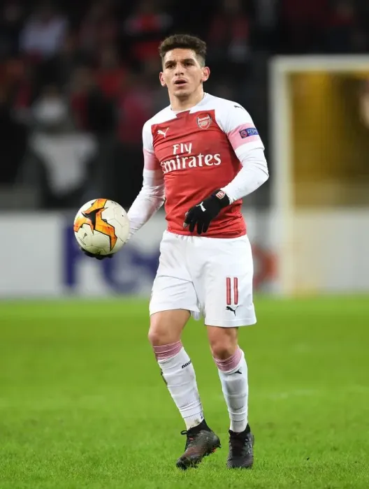Framed Print : Lucas Torreira in Action: Arsenal's Europa League Battle against BATE Borisov Framed Print : Lucas Torreira in Action: Arsenal's Europa League Battle against BATE Borisov