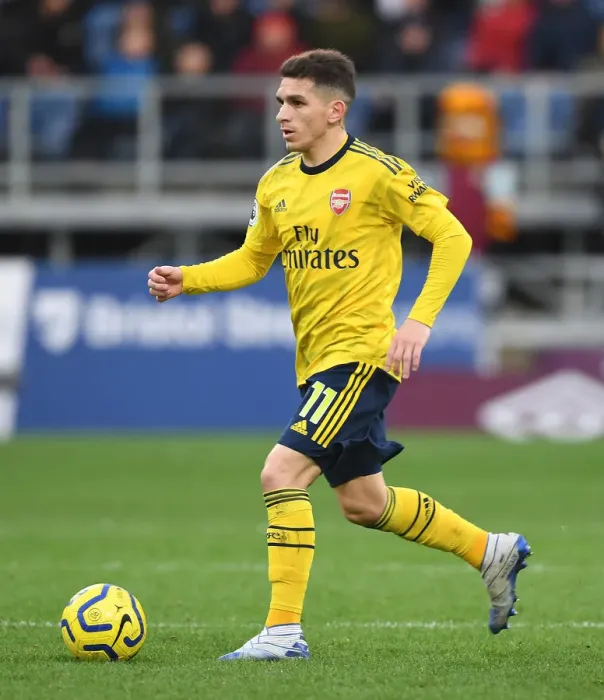 Framed Print : Lucas Torreira in Action: Burnley vs Arsenal, Premier League 2019-20