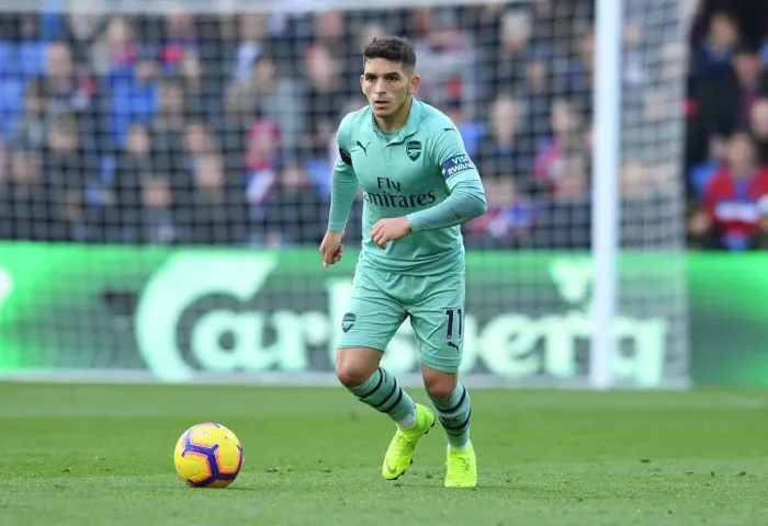 Framed Print : Lucas Torreira in Action: Crystal Palace vs Arsenal, Premier League 2018-19 Framed Print : Lucas Torreira in Action: Crystal Palace vs Arsenal, Premier League 2018-19