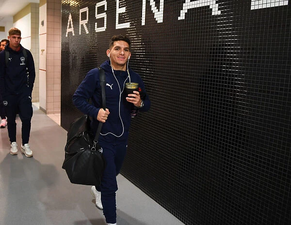 Lucas Torreira in Arsenal Changing Room before Arsenal vs Blackpool, Carabao Cup 2018-19