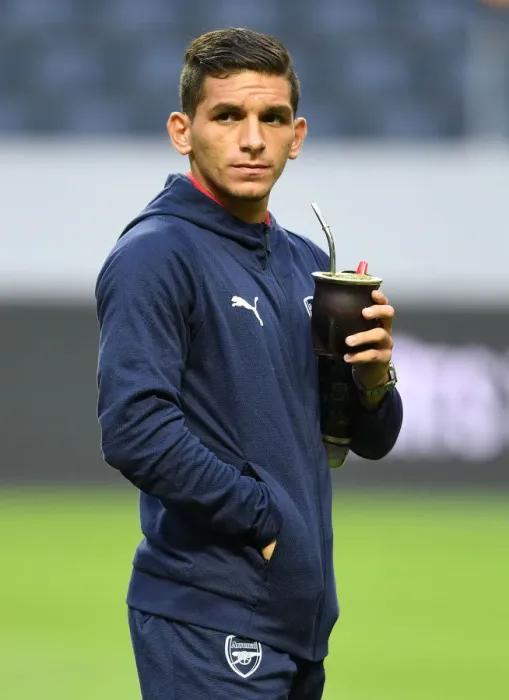 Framed Print : Lucas Torreira Gears Up: Arsenal vs. SS Lazio Pre-Season Friendly, Stockholm 2018