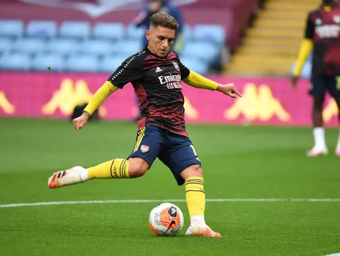 Framed Print : Lucas Torreira Gears Up: Aston Villa vs. Arsenal, Premier League 2019-2020