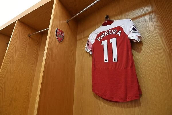 Lucas Torreira's Arsenal Jersey in Arsenal Changing Room Before Arsenal vs Manchester City (2018-19)