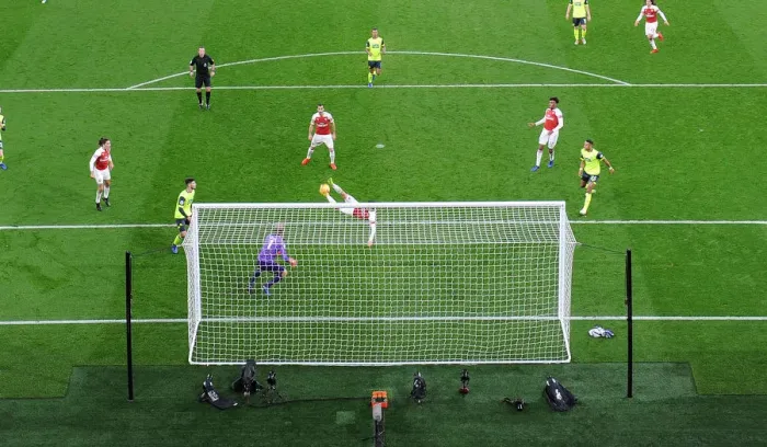 Framed Print : Lucas Torreira's Goal: Arsenal's Triumph Over Huddersfield Town, Premier League 2018-19