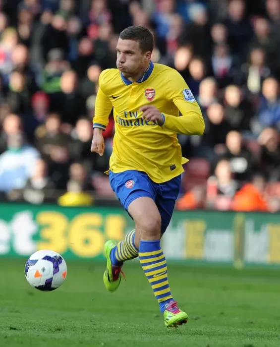 Framed Print : Lukas Podolski in Action: Stoke City vs Arsenal, Premier League 2013-14 Framed Print : Lukas Podolski in Action: Stoke City vs Arsenal, Premier League 2013-14