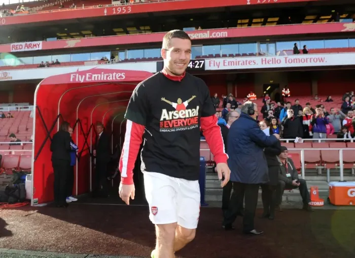 Framed Print : Lukas Podolski (Arsenal) in his Arsenal for Everyone T Shirt. Arsenal 4: 1 Sunderland Framed Print : Lukas Podolski (Arsenal) in his Arsenal for Everyone T Shirt. Arsenal 4: 1 Sunderland