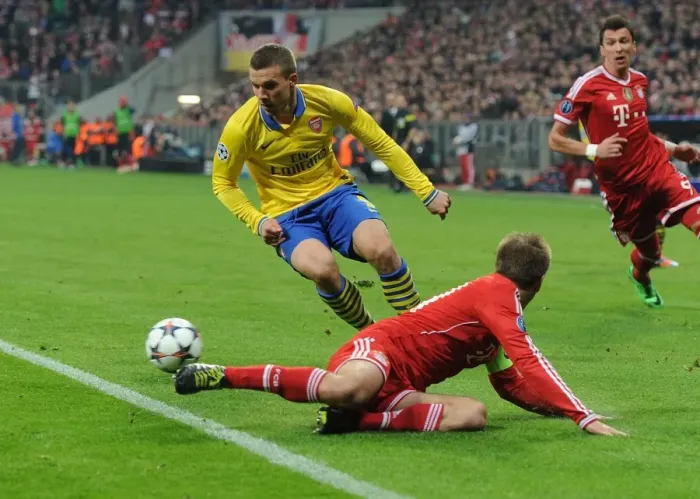 Framed Print : Lukas Podolski's Dramatic Goal: Arsenal vs. Bayern Munich, UEFA Champions League 2013-14 Framed Print : Lukas Podolski's Dramatic Goal: Arsenal vs. Bayern Munich, UEFA Champions League 2013-14