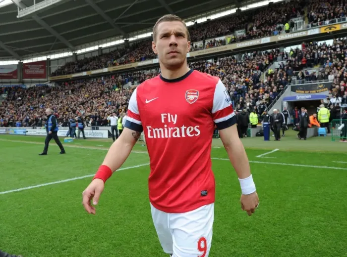 Framed Print : Lukas Podolski's Pre-Match Focus: Readying for Hull City Showdown (April 2014) Framed Print : Lukas Podolski's Pre-Match Focus: Readying for Hull City Showdown (April 2014)