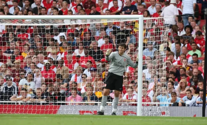 Framed Print : Lukasz Fabianski Concedes in Arsenal's 0:1 Loss to Juventus - Emirates Cup, Day One