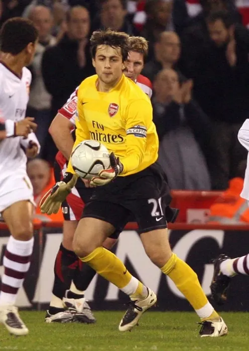 Framed Print : Lukasz Fabianski's Triumph: Arsenal Crushes Sheffield United 3-0 in Carling Cup