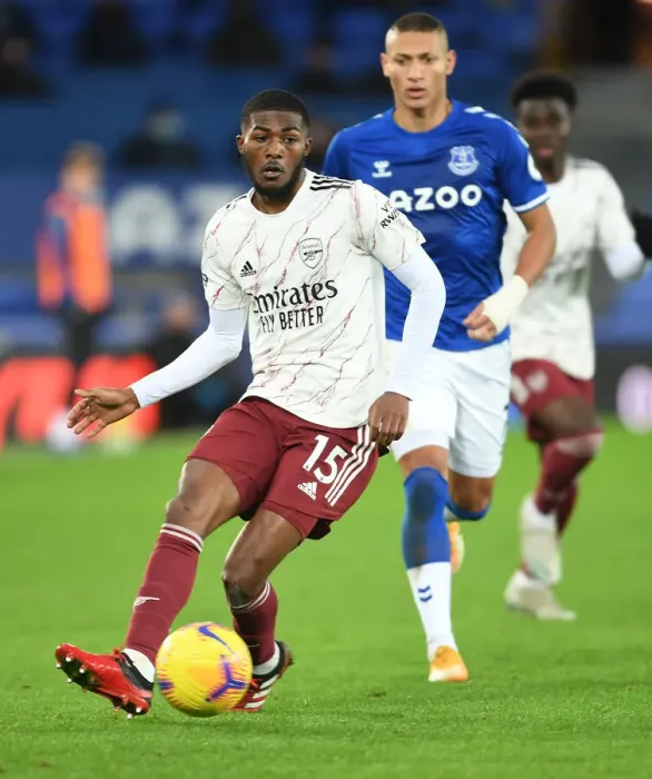 Framed Print : Maitland-Niles Breaks Past Richarlison: Everton vs Arsenal, Premier League 2020-21